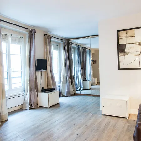 Marais Sicile Apartment