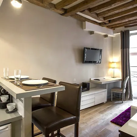 Apartment Marais Sicile Paris