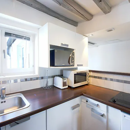 Marais Sicile Apartment *